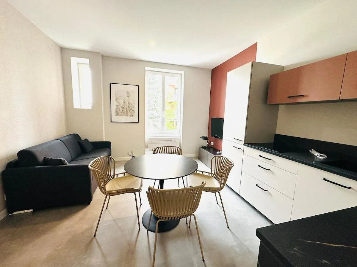 R\'Apparts 2-Room Colonel Urbain elérhetőségei